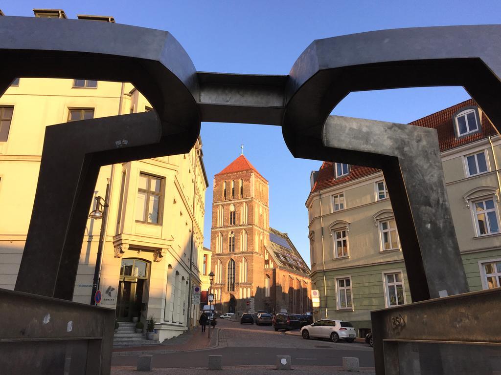 Ferienwohnung An Der Historischen Stadtmauer روستوك المظهر الخارجي الصورة