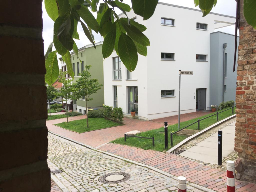 Ferienwohnung An Der Historischen Stadtmauer روستوك الغرفة الصورة
